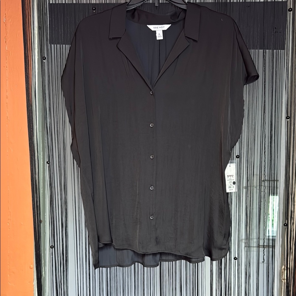 Nine West Elegant Black Top